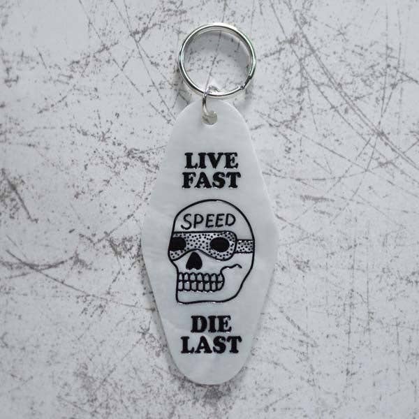 Speed Live Fast Die Last Motel Keychain