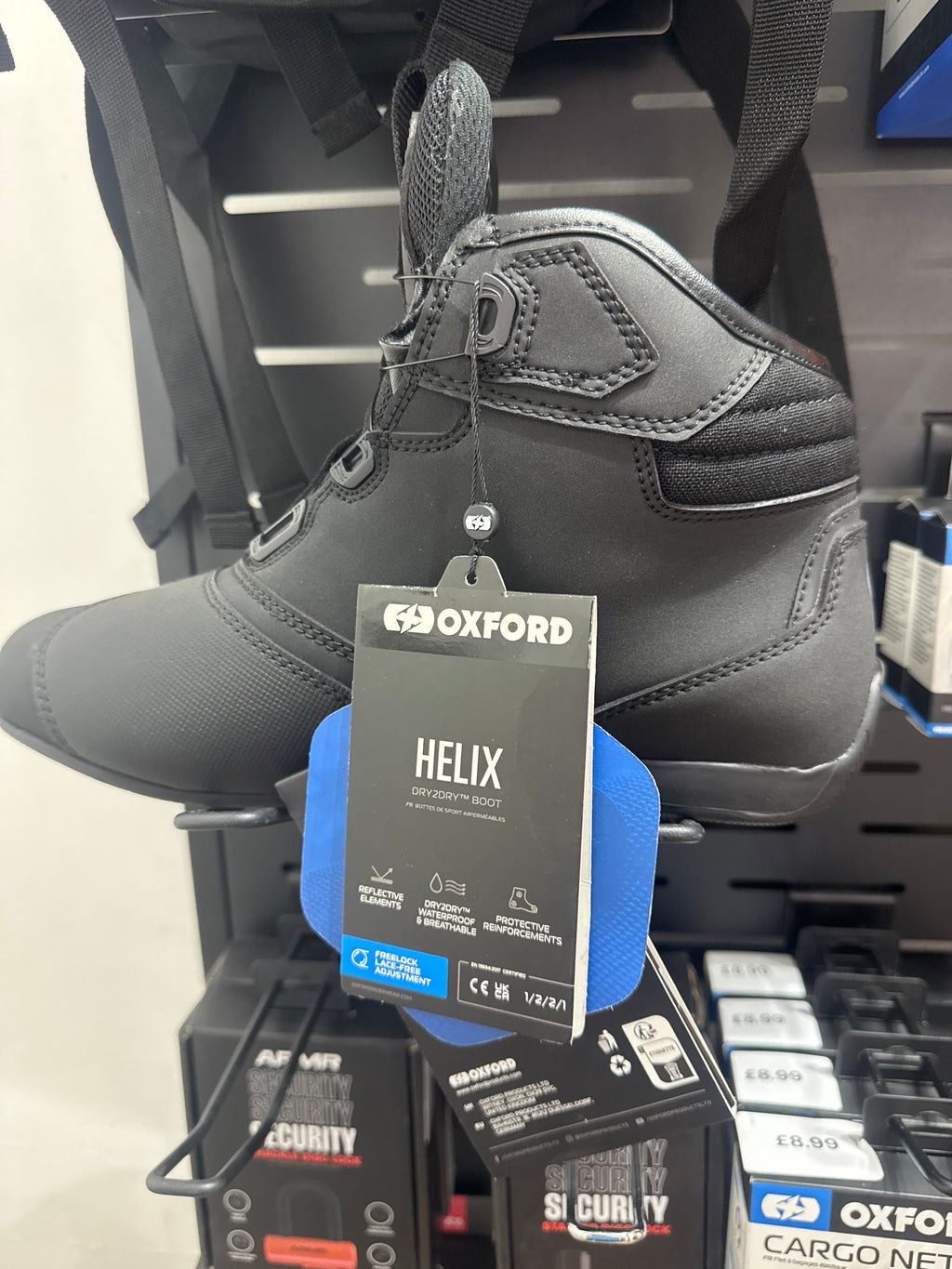 Helix D2D Boot Black Size 9 (EU43)
