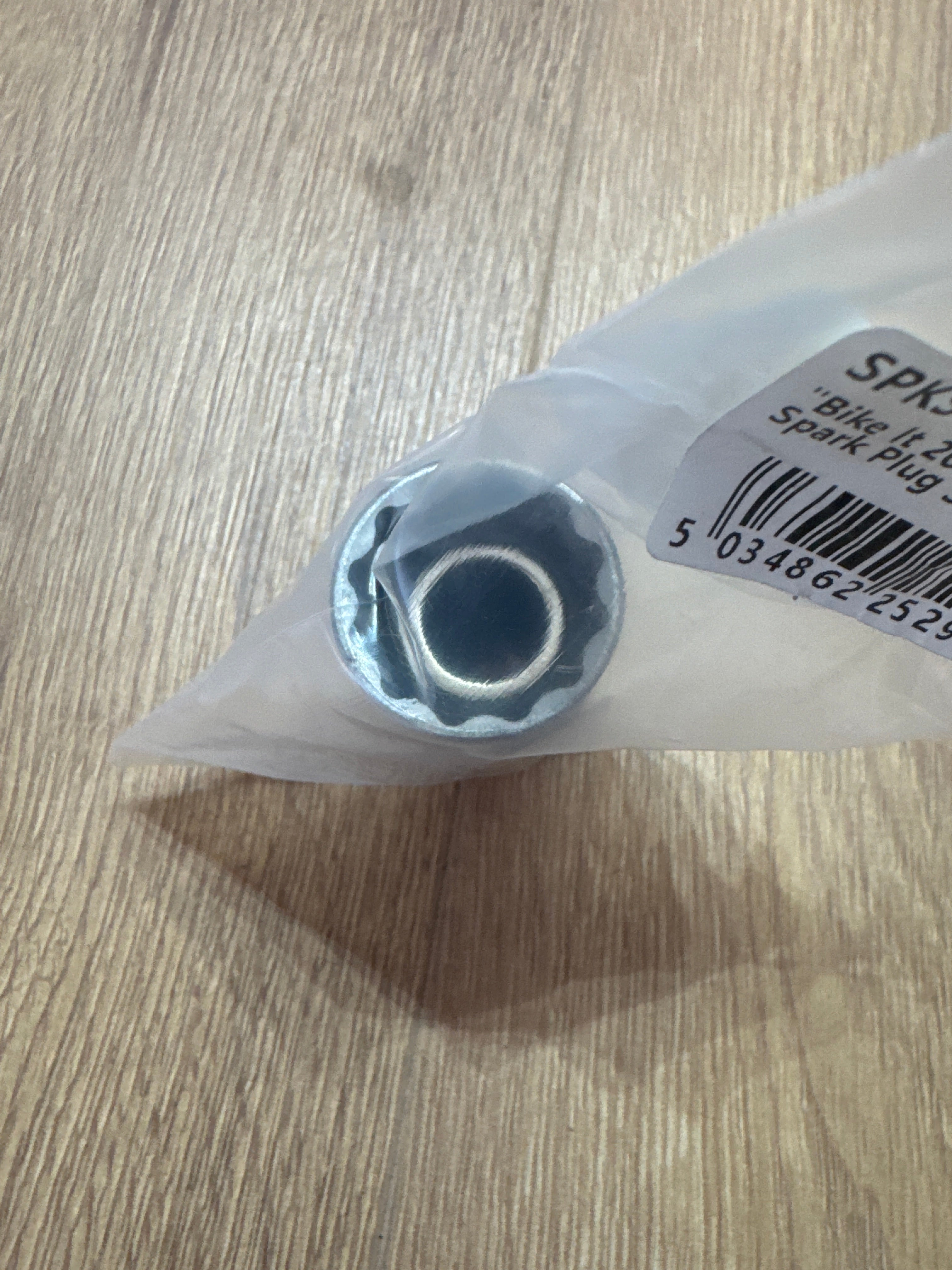 20.6mm Magnetic Spark Plug Socket 3/8"