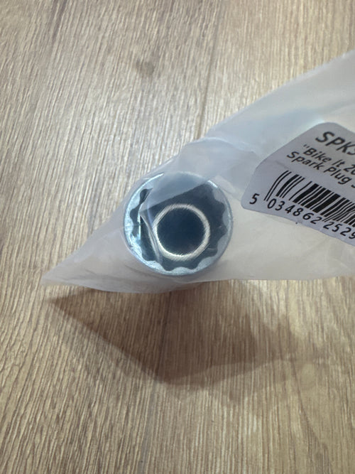 20.6mm Magnetic Spark Plug Socket 3/8"